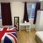Privet Room Near Cambridge Heath Station